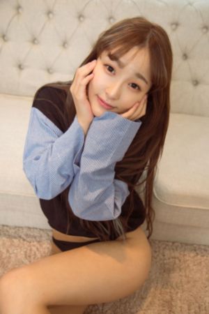 村长扶着小萍的腰猛的挺进_1080P完整在线观看