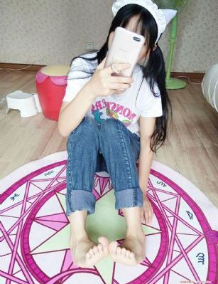 欧美偷拍32p_吉吉电影在线观看